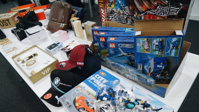 viltoti LEGO, viltotas somas, viltotas cepures, viltotas smaržas