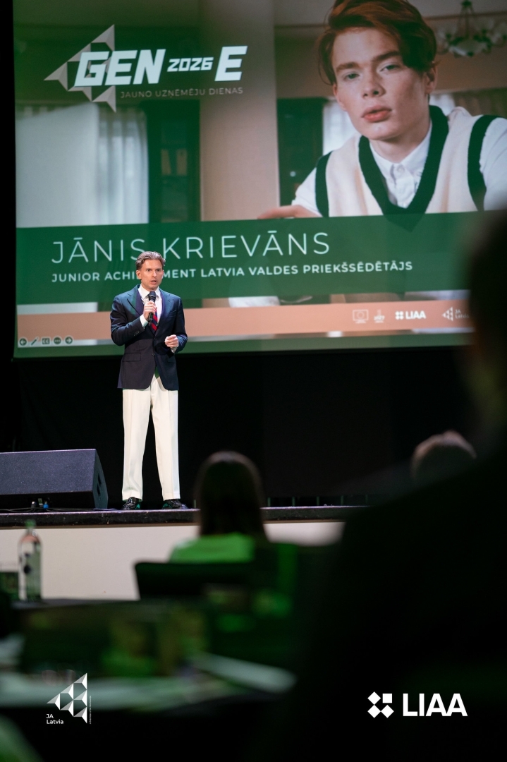 Junior Achievement Latvia valdes priekšsēdētājs un vadītājs ir Jānis Krievāns