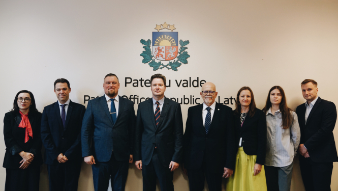 EUIPO tehniskās vizītes laikā bilde ar vizītē iesaistītajām personām.