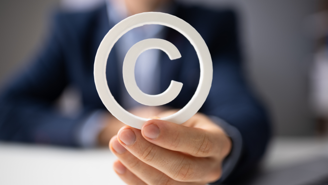 Baneris ziņai par autortiesībām