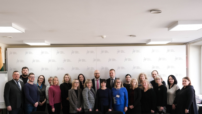 Kopbilde ar tikšanās dalībniekiem no Lietuvas, Igaunijas un Latvijas patentu iestādēm.