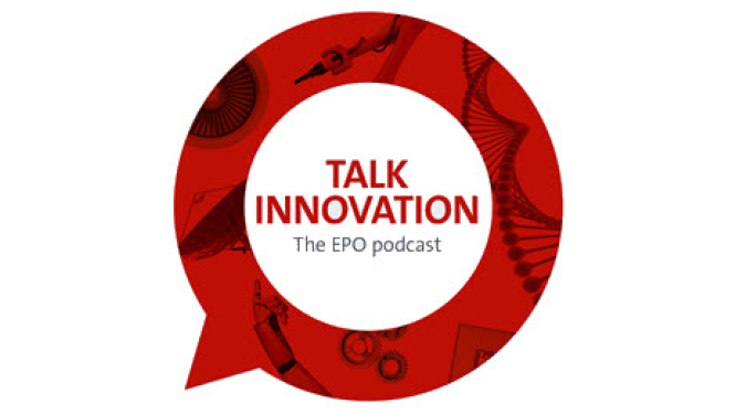 EPO raidierakstu kanāla plakāts ar '' Talk innovation The EPO podcast '' tekstu un ilustrāciju -sarkans aplis
