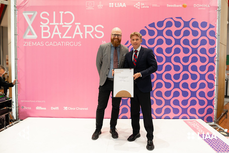 Patentu valdes direktors A.Batalauskis un JA Latvia valdes priekšsēdētājs J.Krievāns