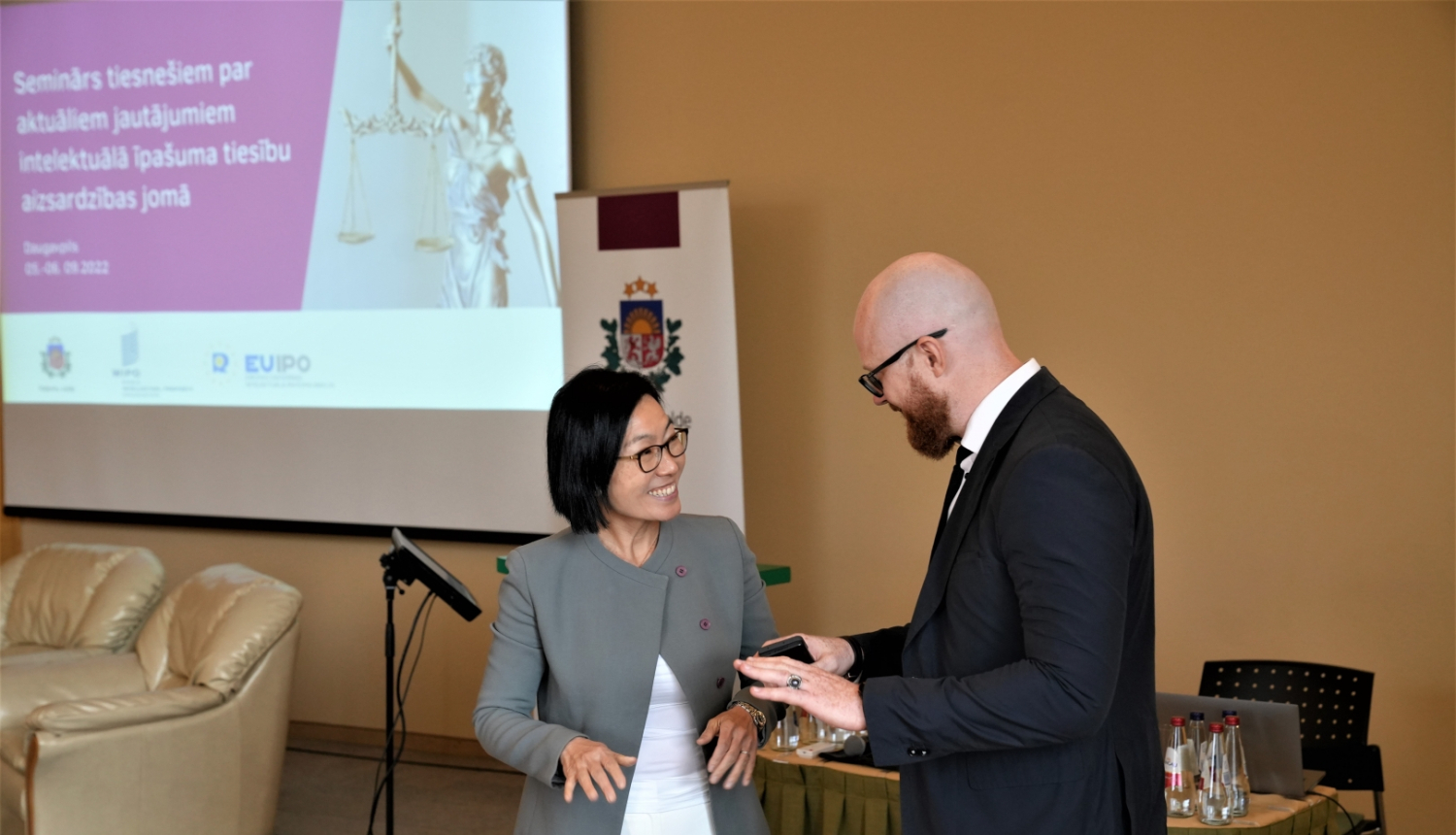 no tiesnešu semināra