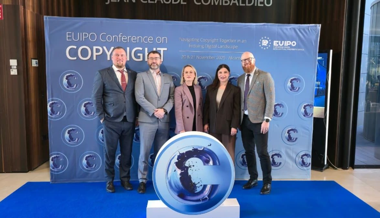 Bildē redzami- Patentu valdes direktora vietnieks Ē.Rēķis, Īrijas Intelektuālā īpašuma iestādes direktors J. Kelly, Lietuvas Patentu biroja direktore V. Kiriliauskaitė, Patentu valdes direktors A.Batalauskis