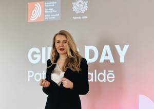 Tieslietu ministre Inese Lībiņa-Egnere