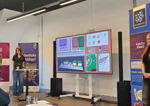 Komanda “Sārtie marcipāni” ar spēli “Zīmolu slazdi”